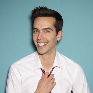 Michael Carbonaro Headshot