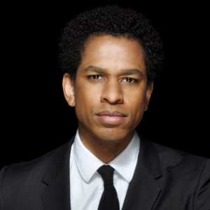 Touré Headshot