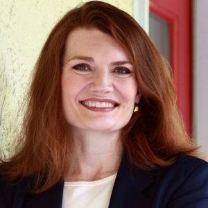 Jeannette Walls Headshot